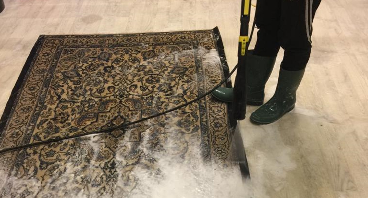 Professional Rug Cleaning Services vs. DIY in London UK Professional Rug Cleaning Services vs. DIY in London UK