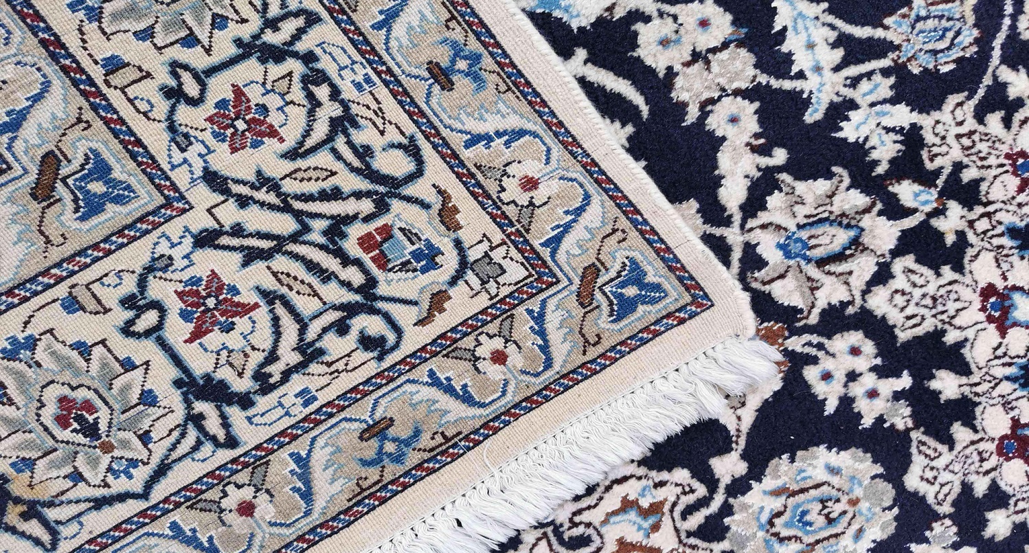 Silk Rugs UK: Rugmaster's Tips for Selection and Maintenance