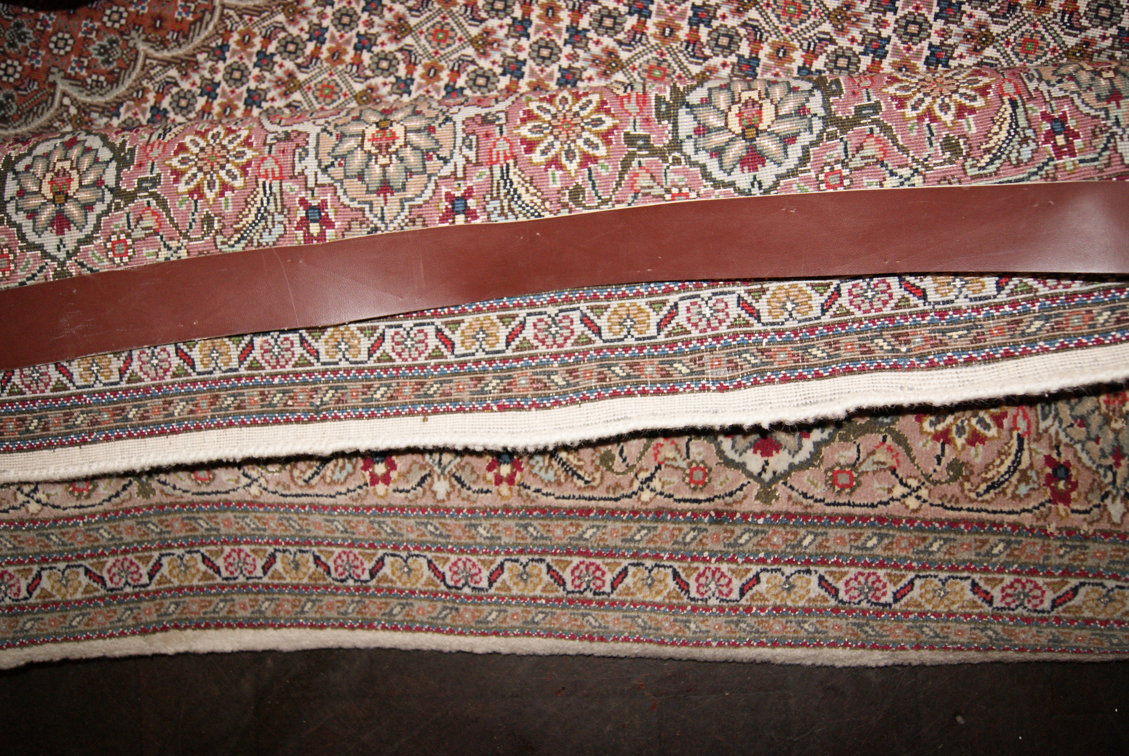 Selvage and edge rug repairs Selvage and edge rug repairs